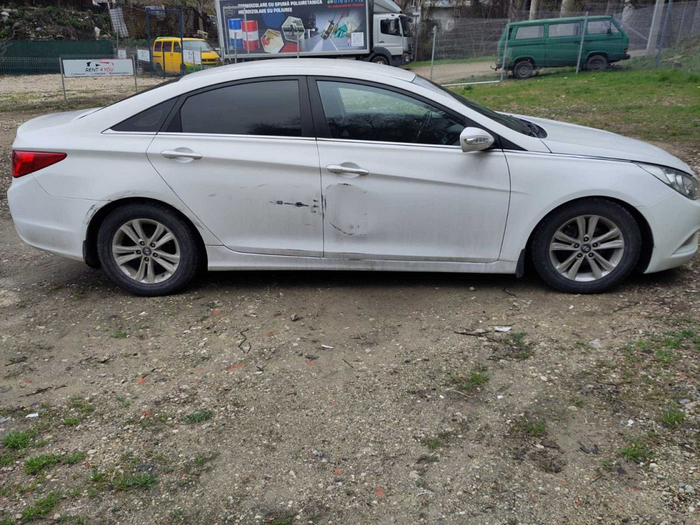 Hyundai Sonata 2011 год Кишинёв Кишинёв - изображение 2
