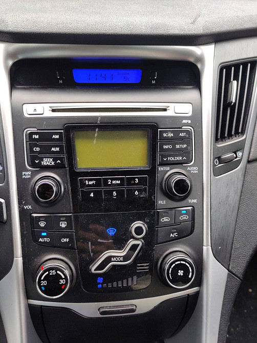 Hyundai Sonata 2011 год Кишинёв Кишинёв - изображение 10