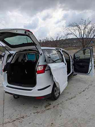 Ford Grand C-MAX Резина
