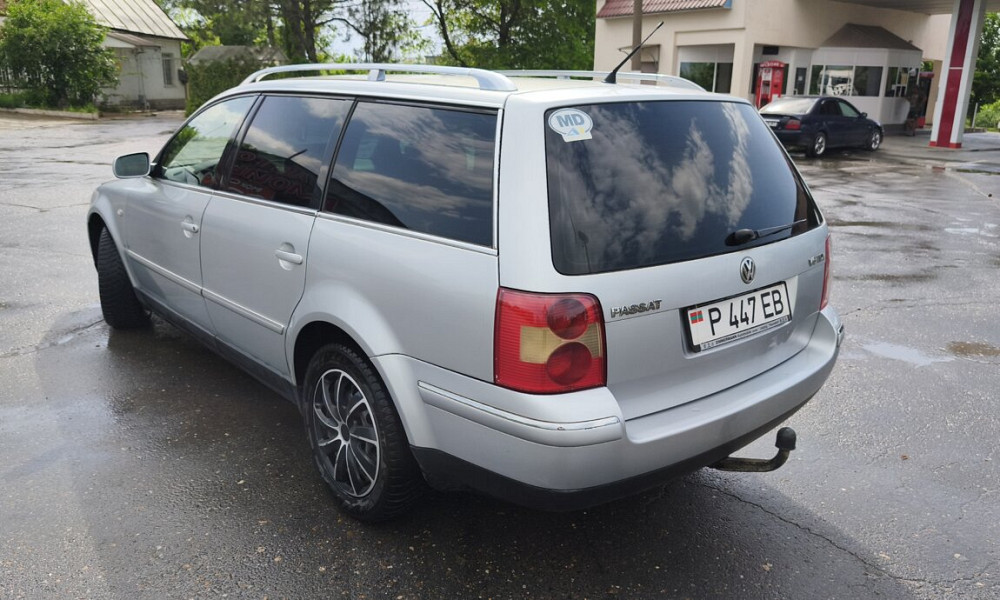 Volkswagen Passat 2004 год Рыбница Рыбница - изображение 3