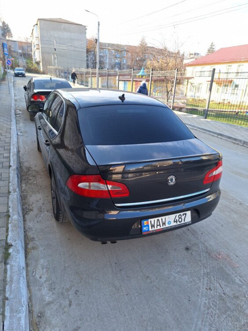 Skoda Superb 2012 год Кишинёв Кишинёв - изображение 3