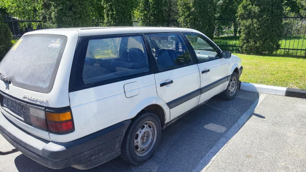 Volkswagen Passat 1990 год Слободзея Слободзея - изображение 5
