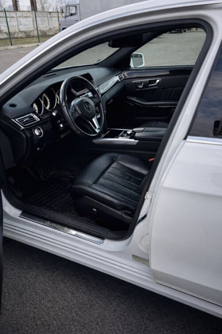 Mercedes E-Class 2015 an Tiraspol Tiraspol - fotografie 6