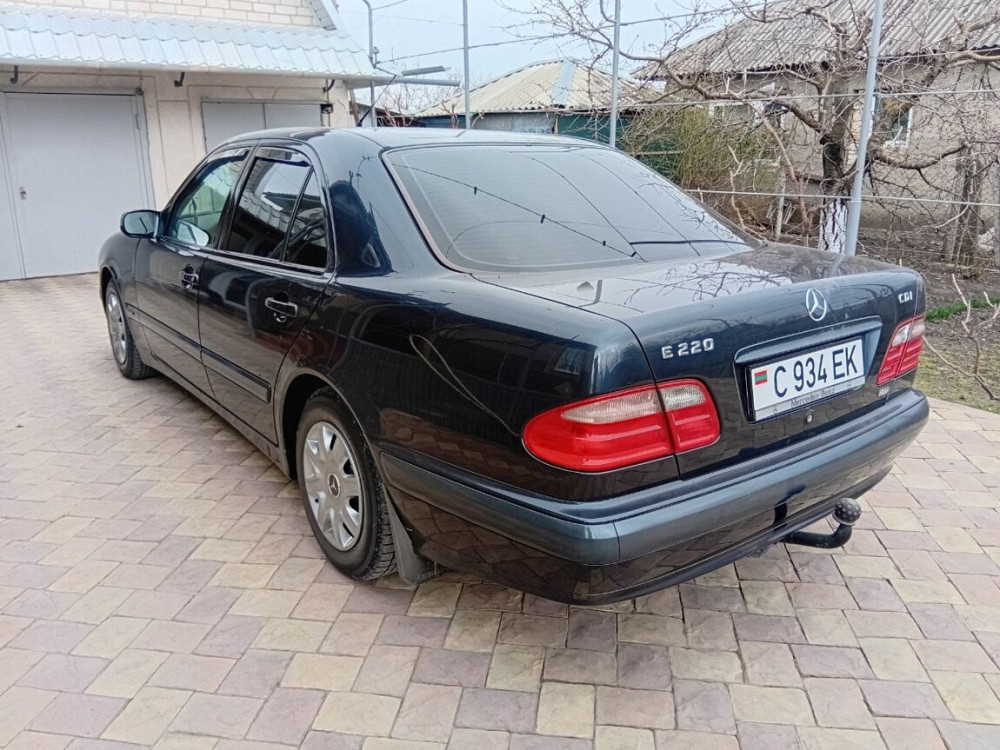Продам Мерседес W210 в отличном состоянии 2001 года выпуска ресталинг Slobozia - fotografie 2