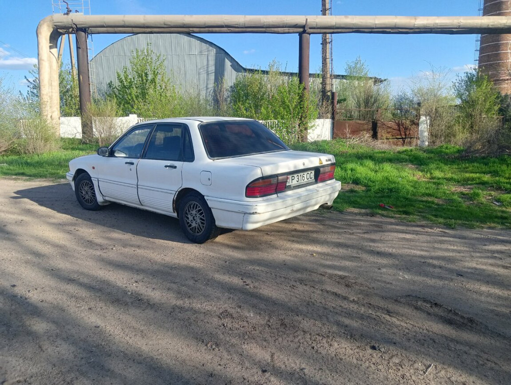 Mitsubishi Galant 1988 год Рыбница Рыбница - изображение 2