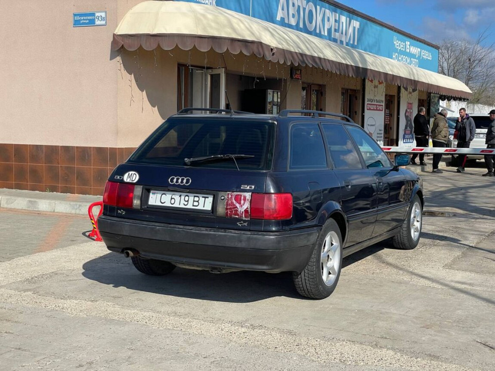 Audi 80 1993 год Тирасполь Тирасполь - изображение 4