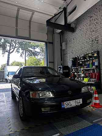 Toyota Carina 1995 год Кишинёв Кишинёв