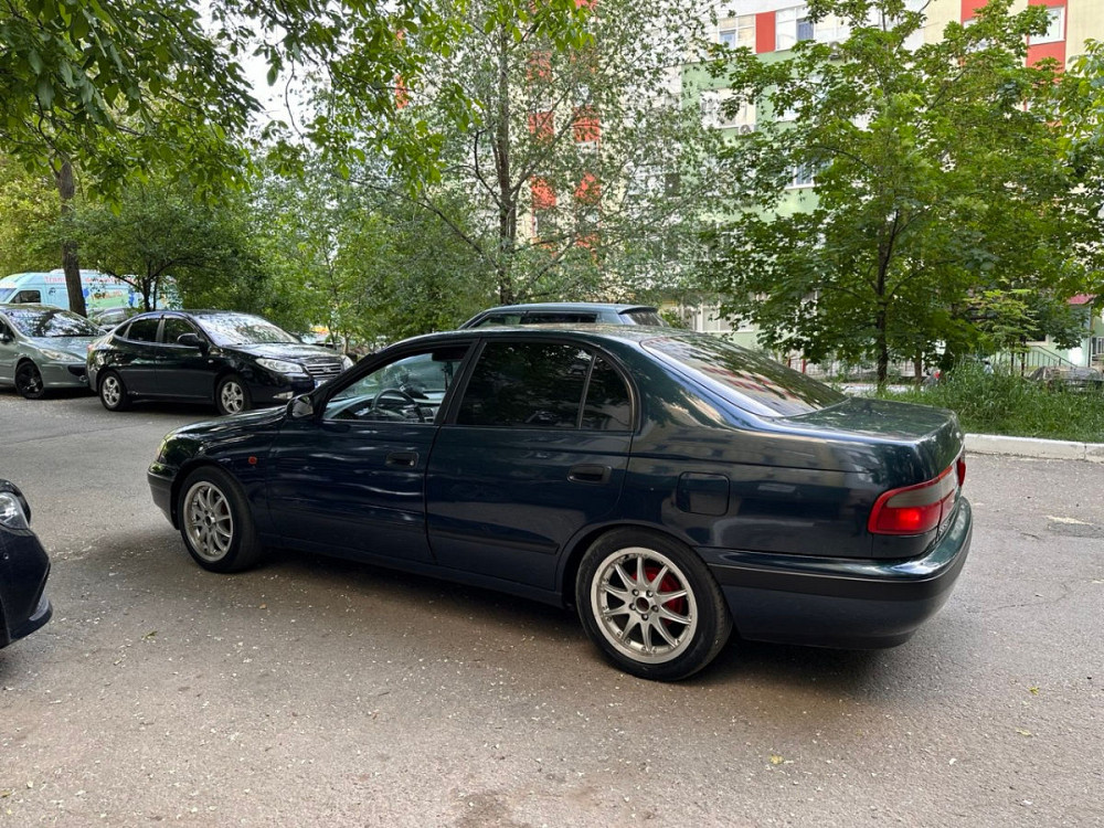Toyota Carina 1995 год Кишинёв Кишинёв - изображение 1