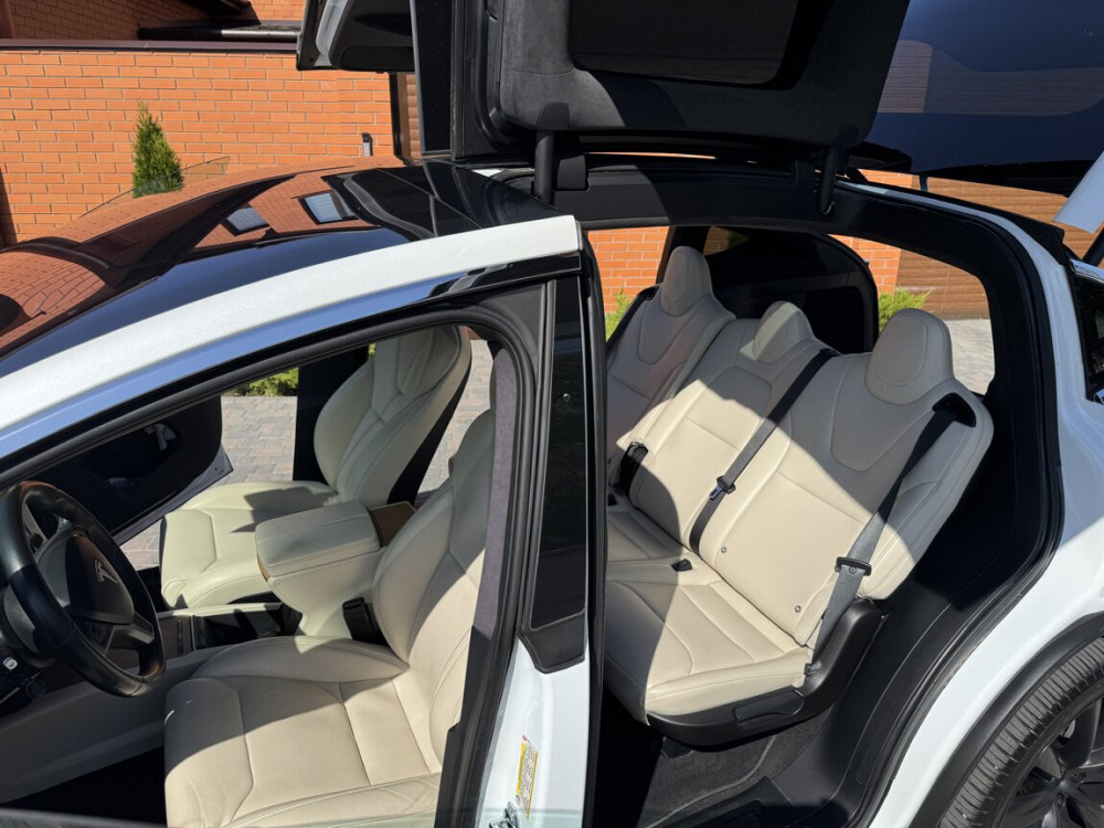 Tesla Model X 2020 год Тирасполь Тирасполь - изображение 2
