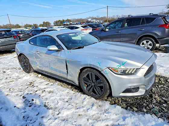 Ford Mustang 2015 год Бендеры Бендеры