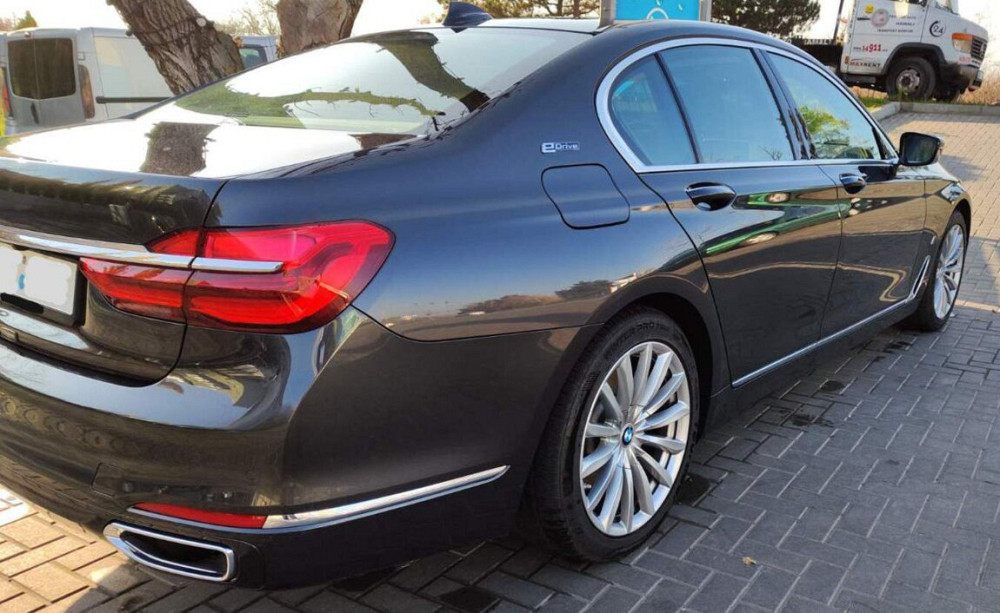 BMW 7 Series 2016 год Кишинёв Кишинёв - изображение 3
