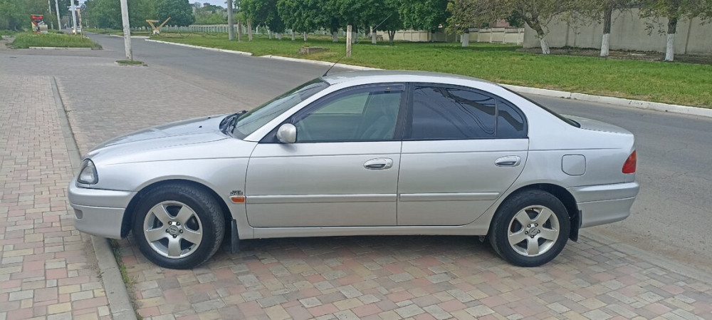 Toyota Avensis 2000 год Бендеры Бендеры - изображение 9