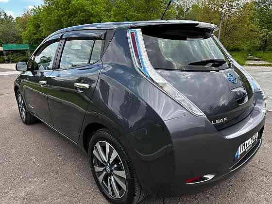 Nissan Leaf 2013 год Резина Резина