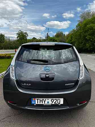 Nissan Leaf 2013 год Резина Резина
