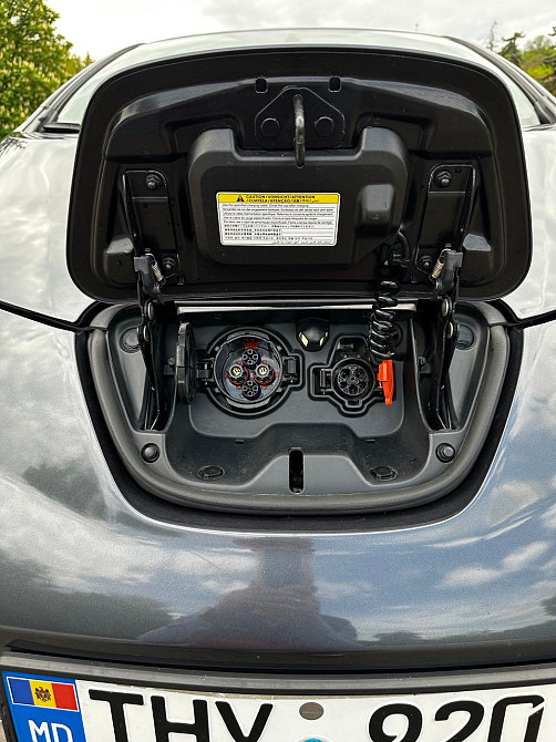 Nissan Frunză 2013 an Rezina Rezina - fotografie 5