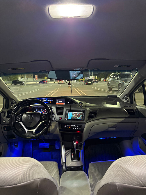 Honda Civic 2012 год Кишинёв Кишинёв - изображение 8