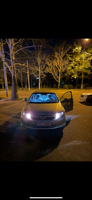 Honda Civic 2012 год Кишинёв Кишинёв - изображение 1