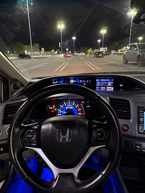 Honda Civic 2012 год Кишинёв Кишинёв - изображение 10