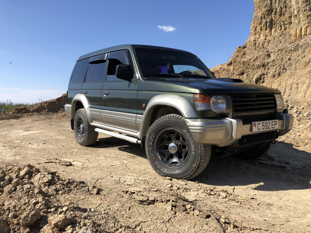 Mitsubishi Pajero 2000 год Тирасполь Тирасполь - изображение 1