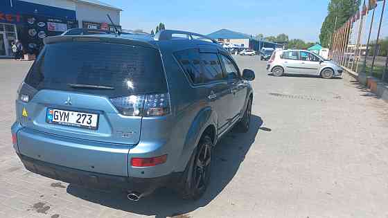 Mitsubishi Outlander 2008 год Кишинёв Кишинёв