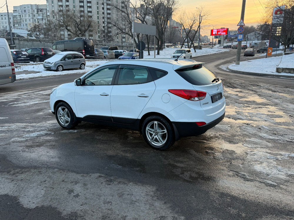 Hyundai ix35 2010 год Сороки Сороки - изображение 8