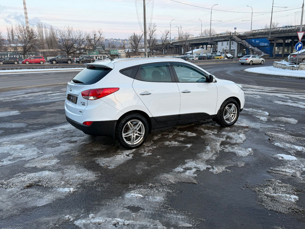 Hyundai ix35 2010 год Сороки Сороки - изображение 6