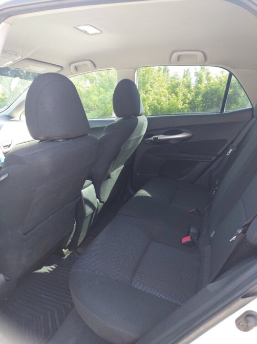 Toyota Auris 2012 год Рыбница Рыбница - изображение 4