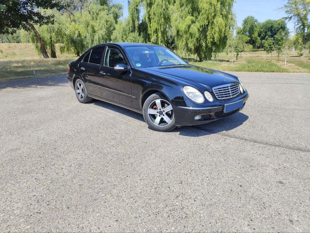 Mercedes E-Class 2006 год Тирасполь Тирасполь - изображение 3