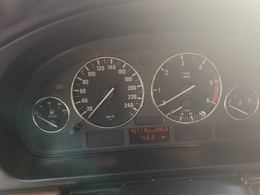 BMW 5 Series 1998 год Тирасполь Тирасполь - изображение 7