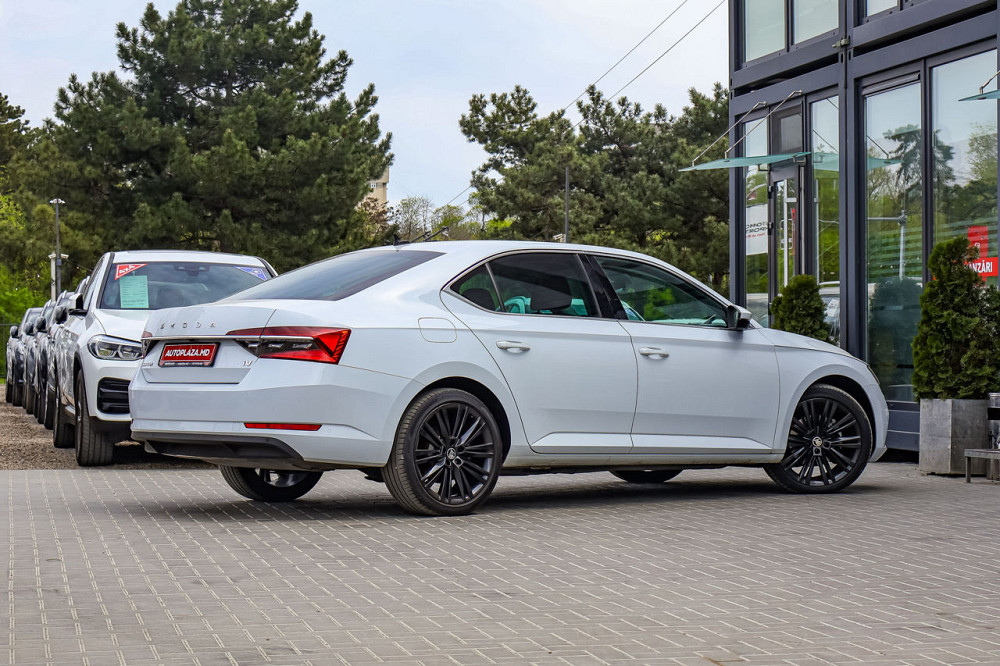 Skoda Superb 2021 год Кишинёв Кишинёв - изображение 2