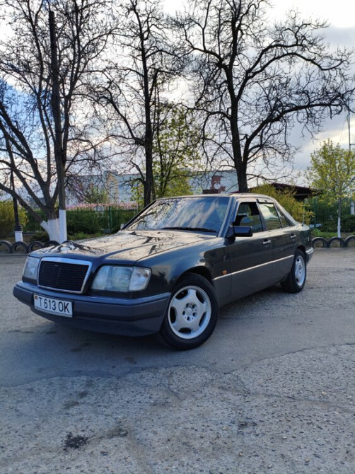 Mercedes W124 1993 год Тирасполь Тирасполь - изображение 1