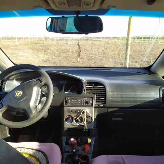 Opel Zafira 2004 год Комрат Комрат