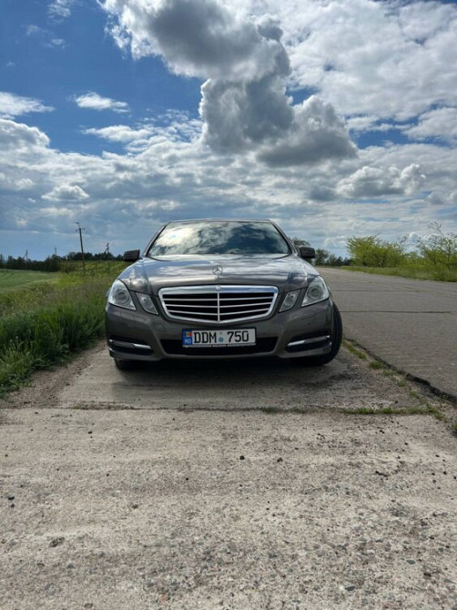 Mercedes E-Class 2011 год Тирасполь Тирасполь - изображение 4