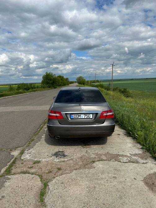 Mercedes E-Class 2011 год Тирасполь Тирасполь - изображение 8