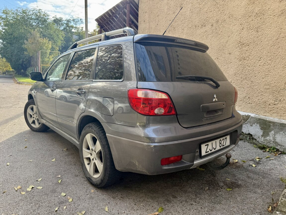 Mitsubishi Outlander 2005 год Бендеры Бендеры - изображение 4