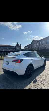 Tesla Model Y 2021 год Тирасполь Тирасполь