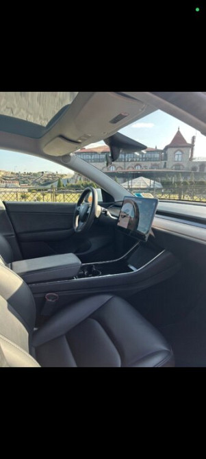 Tesla Model Y 2021 год Тирасполь Тирасполь - изображение 5
