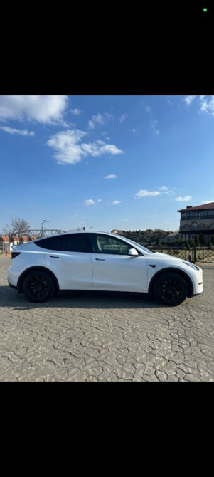 Tesla Model Y 2021 год Тирасполь Тирасполь - изображение 3
