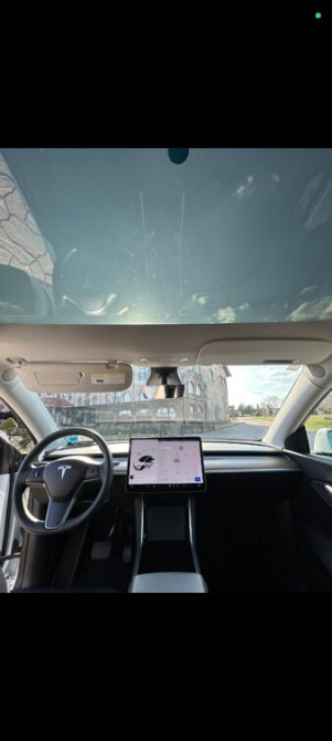 Tesla Model Y 2021 год Тирасполь Тирасполь - изображение 6