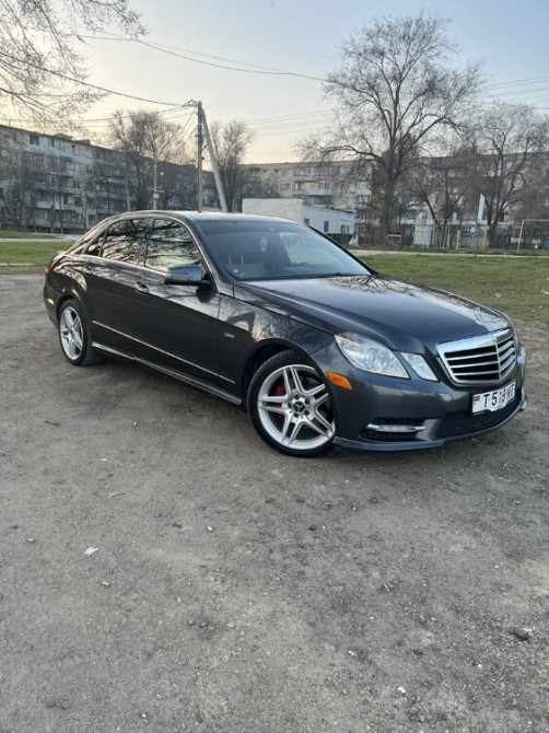 Mercedes E-Class 2012 an Tiraspol Tiraspol - fotografie 1