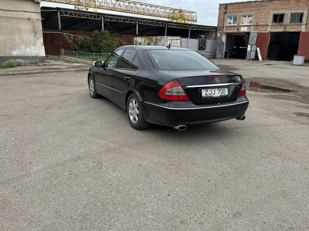 Mercedes E-Class 2008 год Бендеры Бендеры - изображение 4