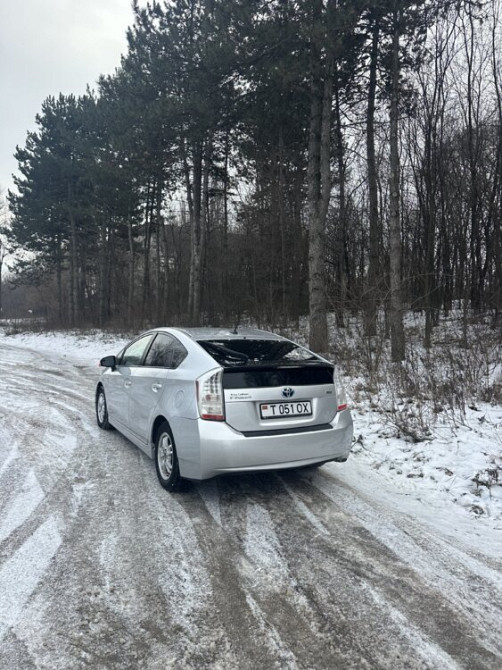 Toyota Prius 2010 an Bender Bender - fotografie 3