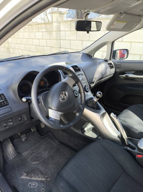 Toyota Auris 2006 год Бендеры Бендеры - изображение 4
