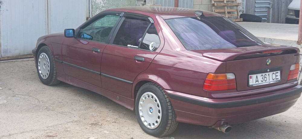 BMW 3 Series 1997 год Бендеры Бендеры - изображение 3