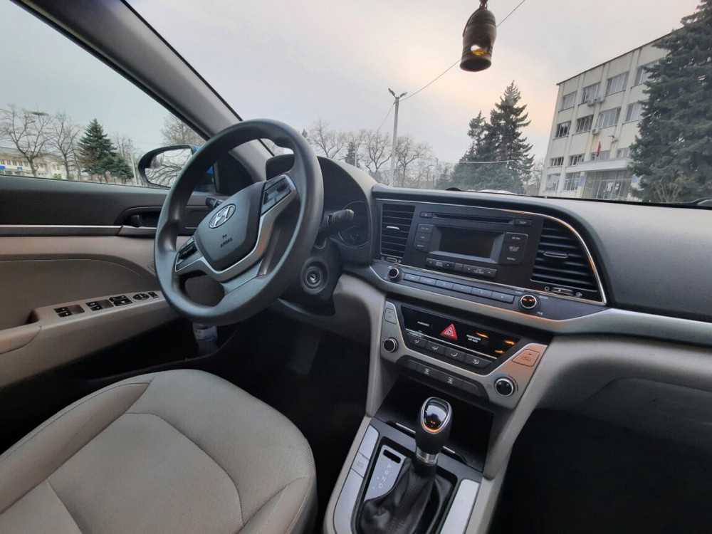 Hyundai Elantra 2017 год Слободзея Слободзея - изображение 3