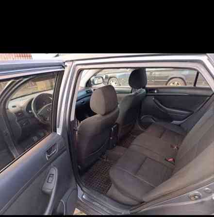 Toyota Avensis 2005 год Слободзея Слободзея