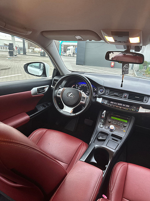Lexus CT Series Кишинёв - изображение 4