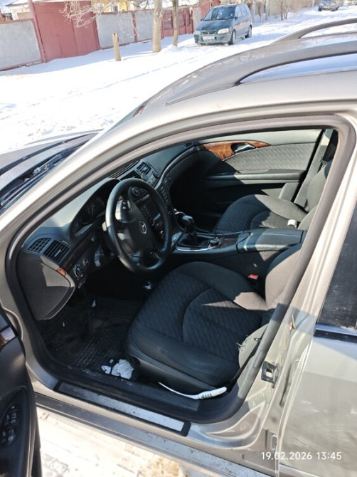 Mercedes E-Class 2003 год Бендеры Бендеры - изображение 8