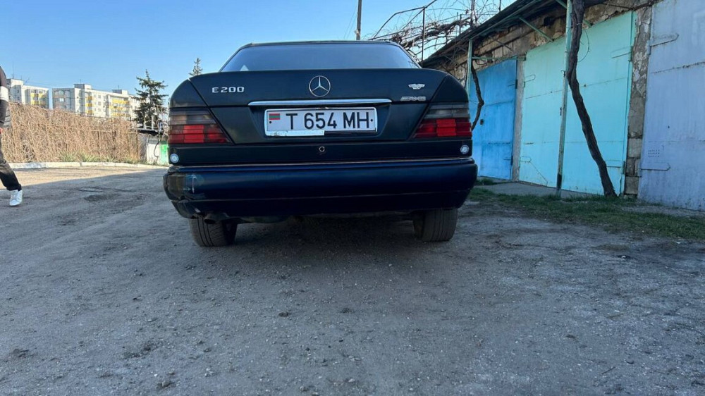 Mercedes W124 1994 год Бендеры Бендеры - изображение 3