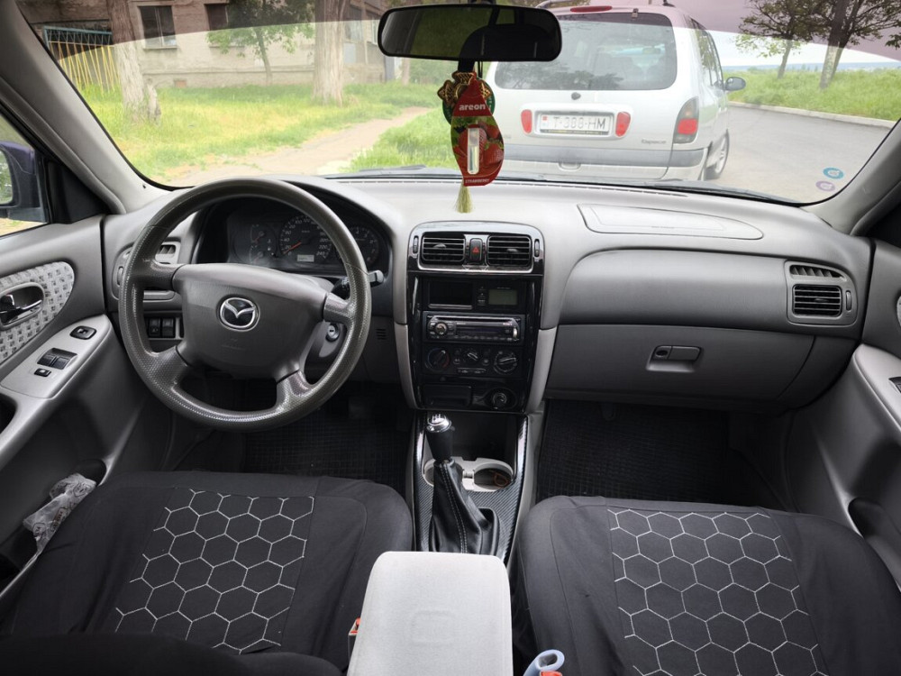 Mazda 626 2000 an Bender Bender - fotografie 8